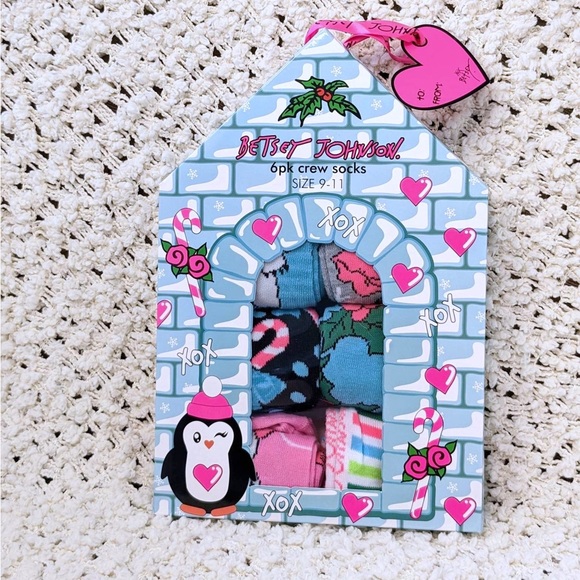 NWT Betsey Johnson® | Pink & Blue 'Xo' Polar Bear Penguin Six-Pair Socks Set - Picture 3 of 4